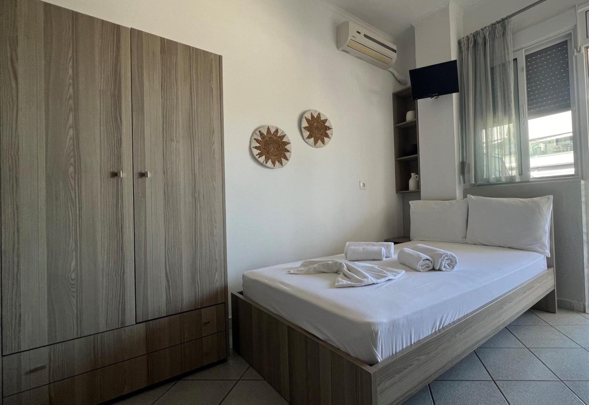 Villa Kostas Accommodations - เนอาวรัสนา ภายนอก รูปภาพ