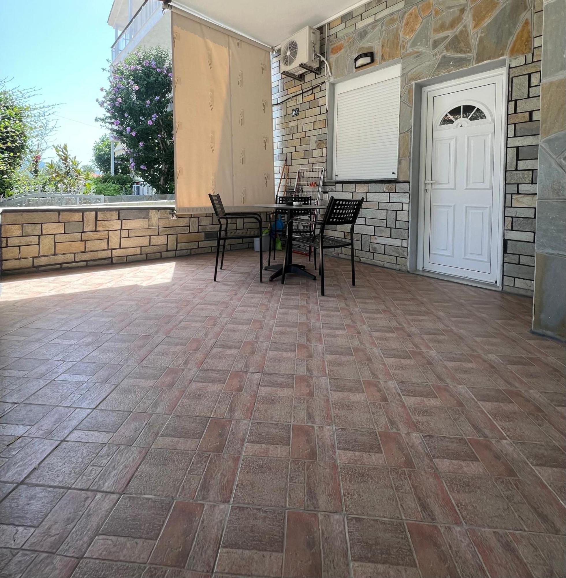 Villa Kostas Accommodations - เนอาวรัสนา ภายนอก รูปภาพ